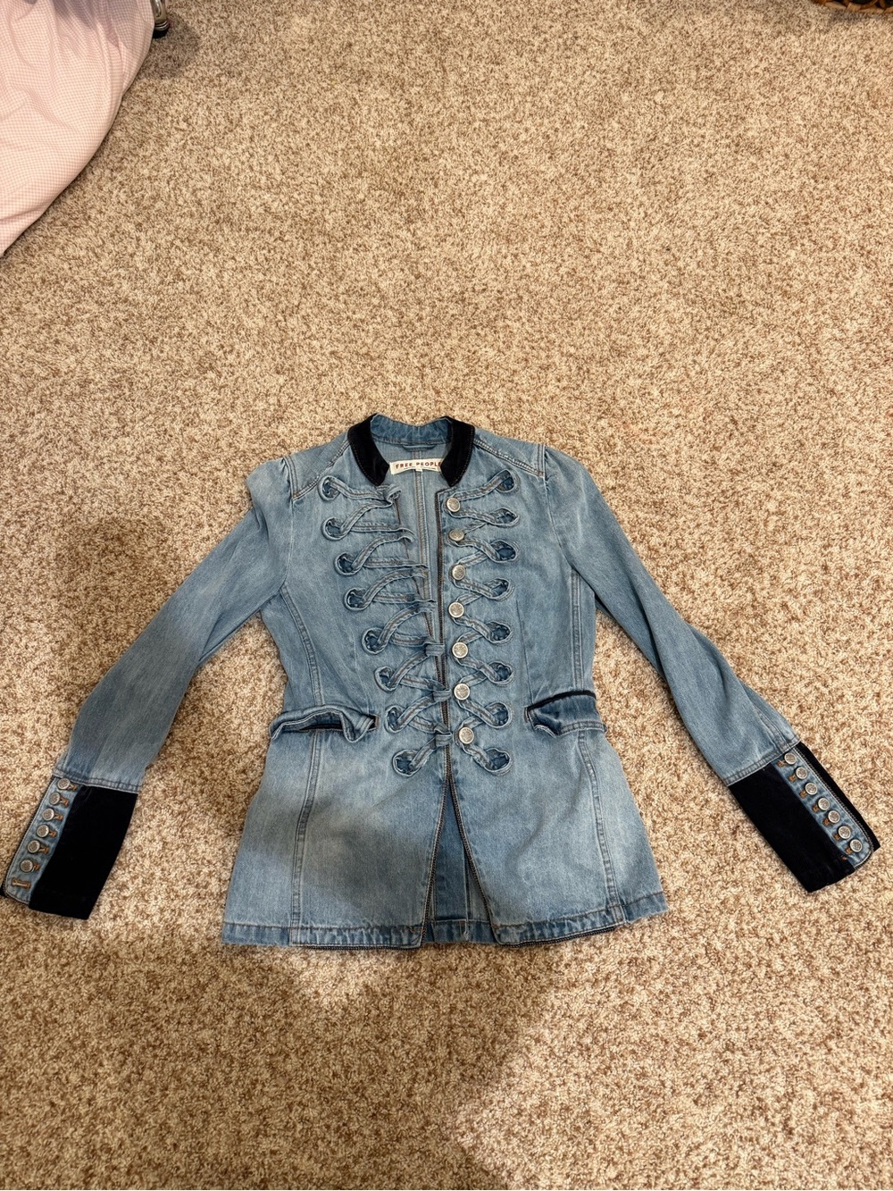 Free People Light Blue Denim Military-Style Jean Jacket with Dark Trim - Picture 3 of 8